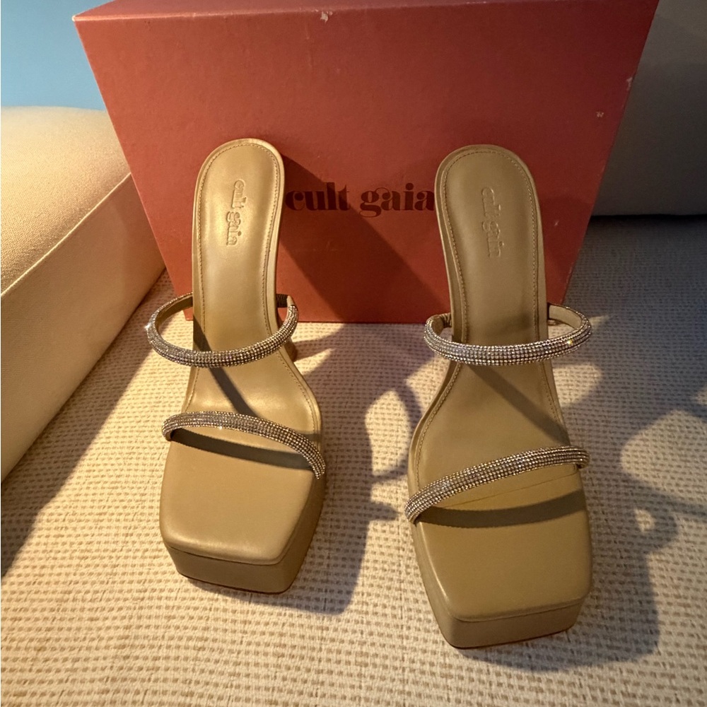 Cult Gaia Tan Platform Heels - Picture 3 of 5